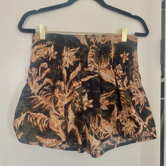 Free Peope "the way home" athletic shorts - Picture 4 of 10